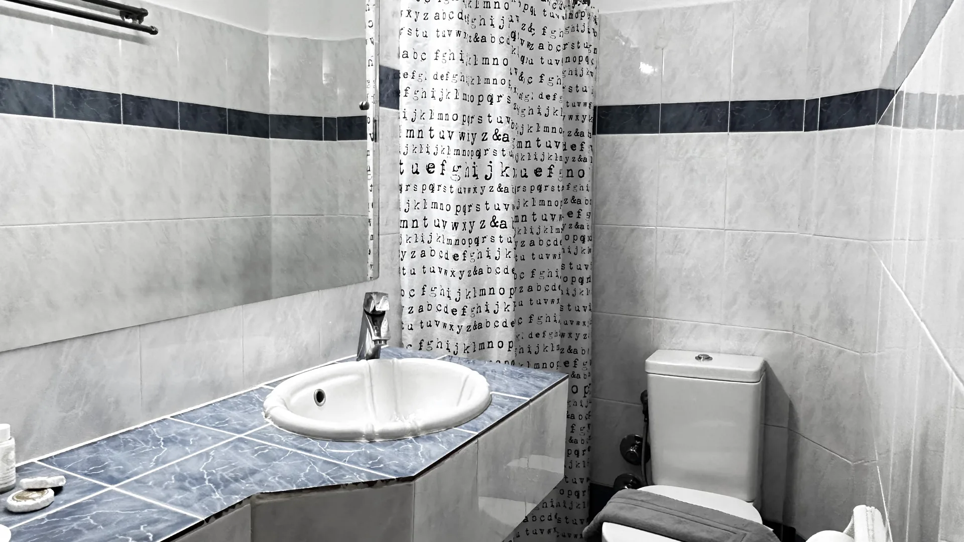 Family Ground Floor Side Street View — side street view